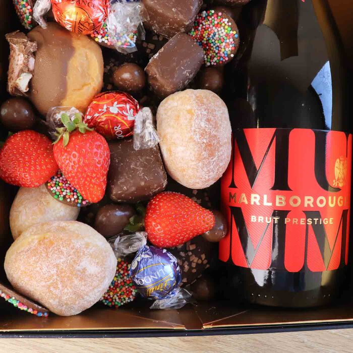 Aquarius Milk Dessert Box - Image 2