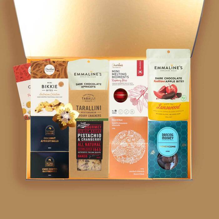 Aquarius Zodiac Gift Bundle - Image 2