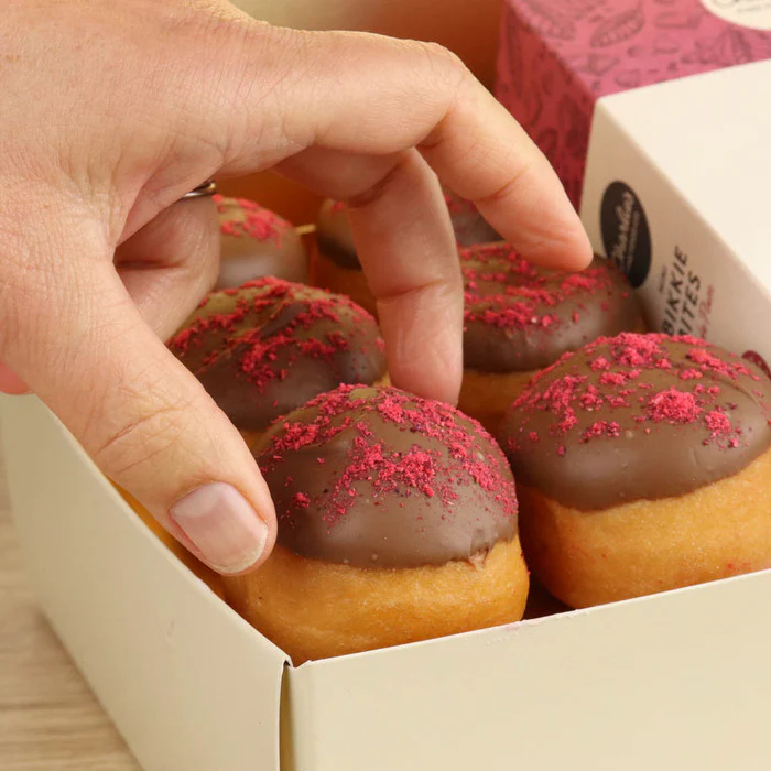 Aries Zodiac Donut gift Box - Image 3
