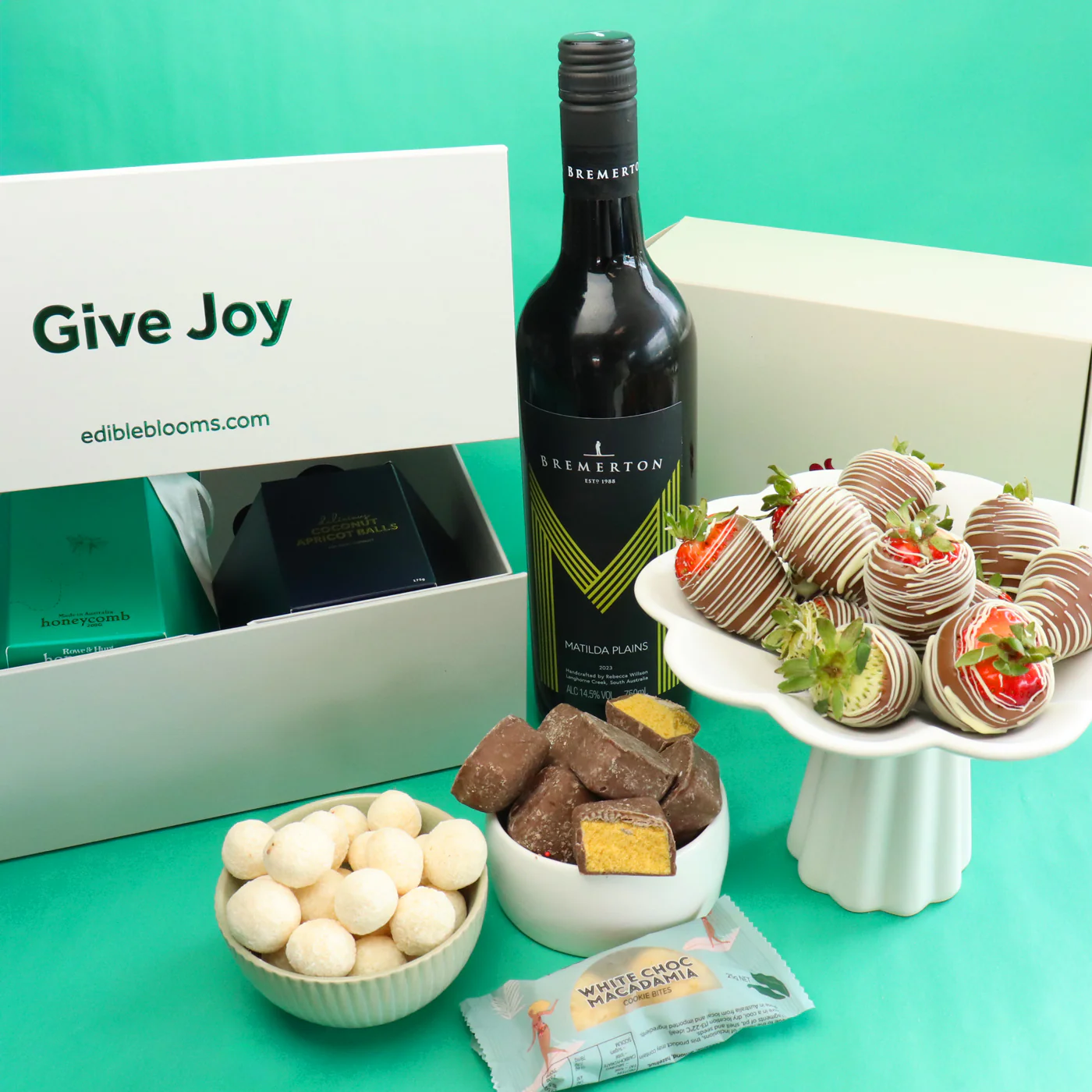 Chocolate Strawberry Gift Pack - Image 3