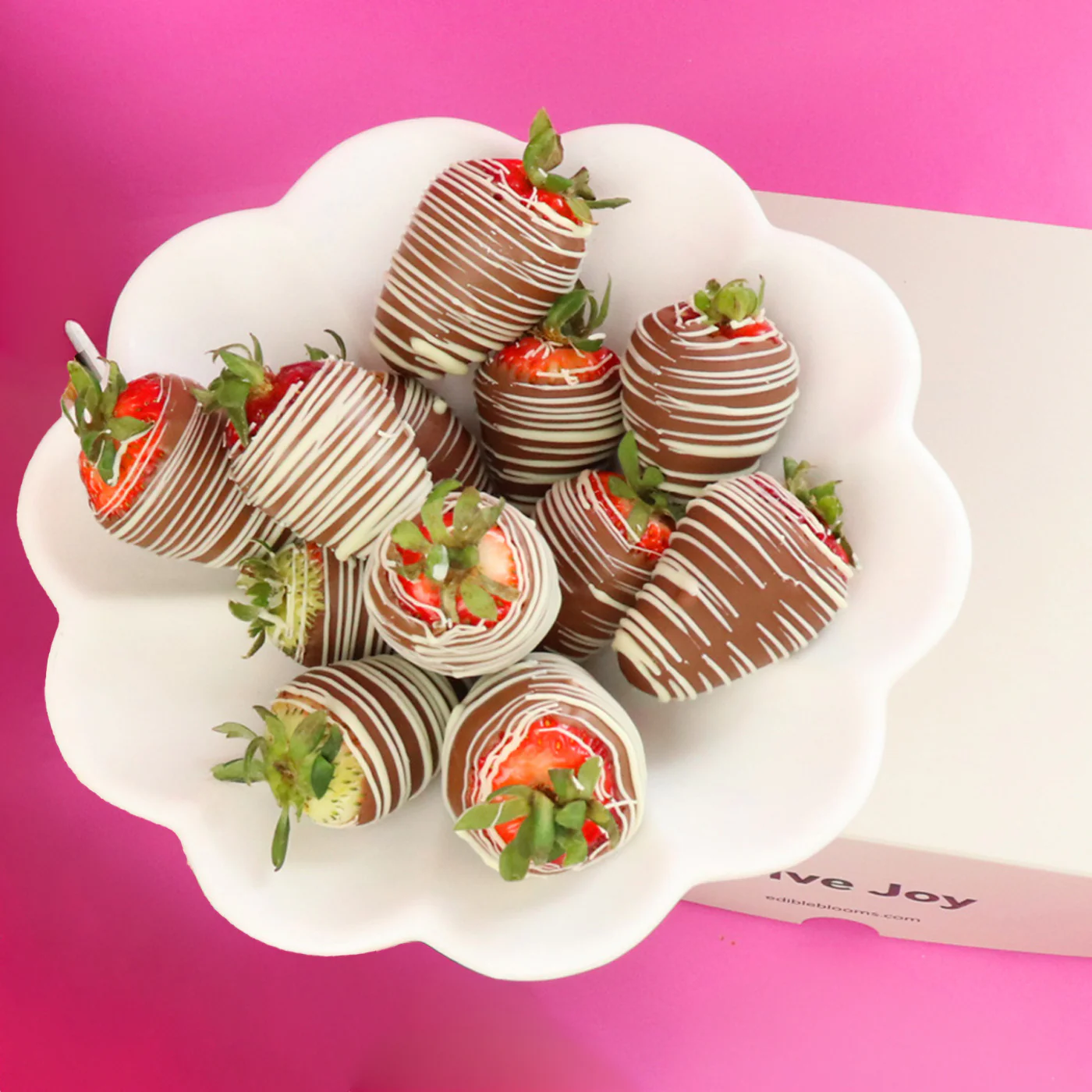 Dozen Choc-Dipped Strawberries - Image 6