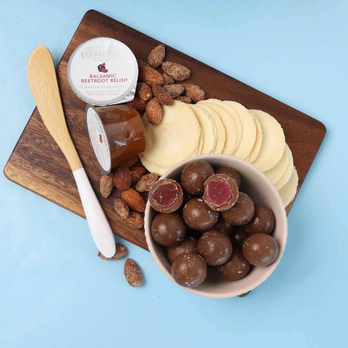 Everything but the Cheese Gift Hamper - Image 4