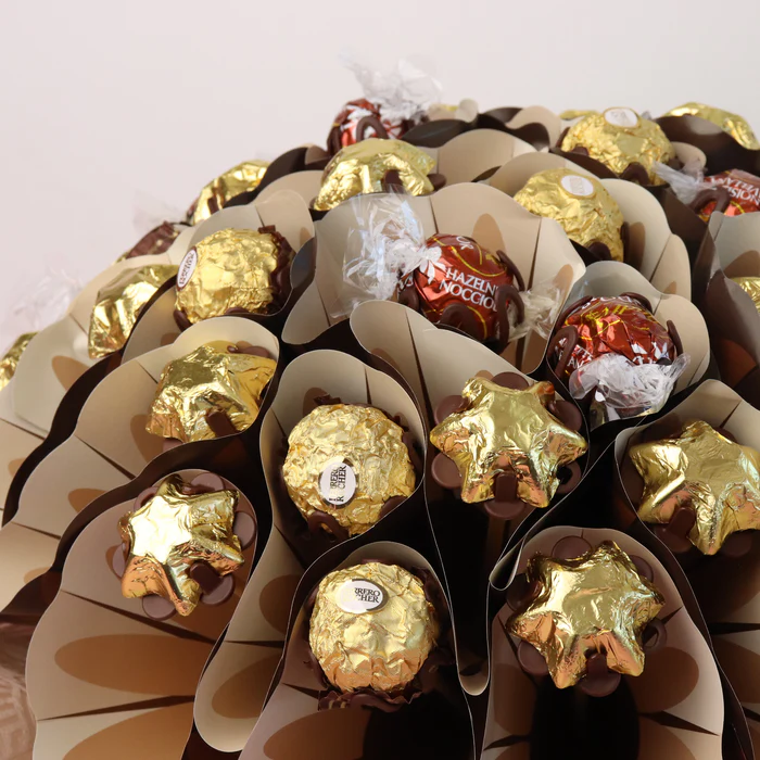 Ferrero Lindt Chocolate Bouquet Large - Image 3