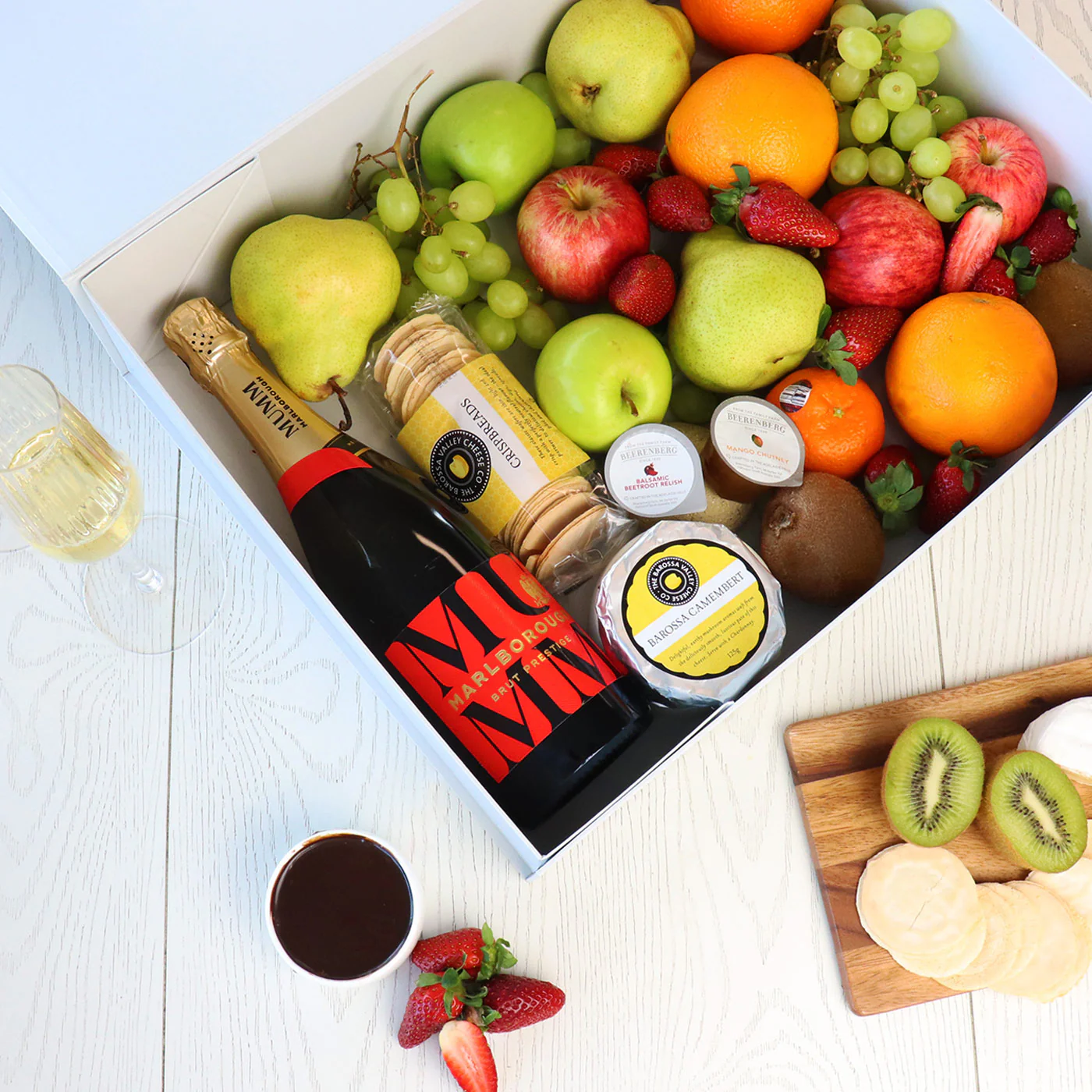 Fruit Box with Sparkling Wine - Large - Image 4
