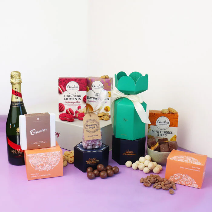 G.H.Mumm Luxury Hamper - Image 6
