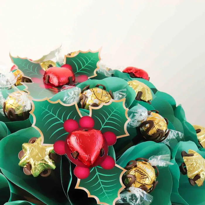 Holly Bouquet Large - Image 3