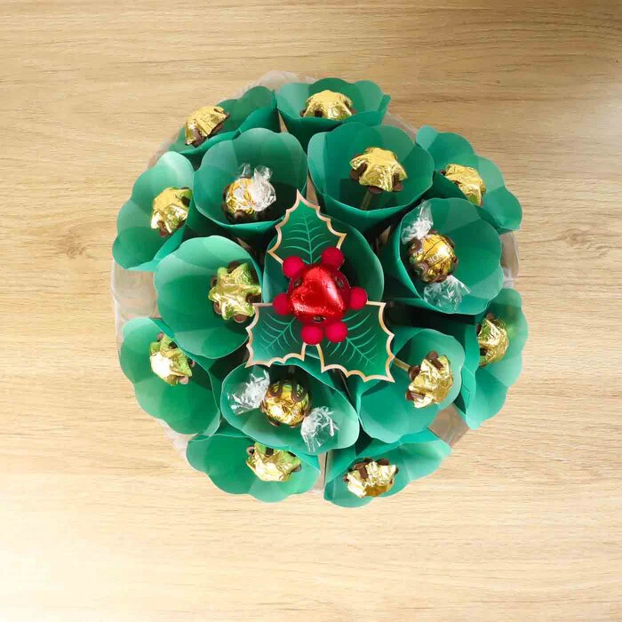 Holly Bouquet Small - Image 3