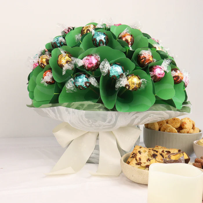Lindt Chocolate Bouquet Medium - Image 4