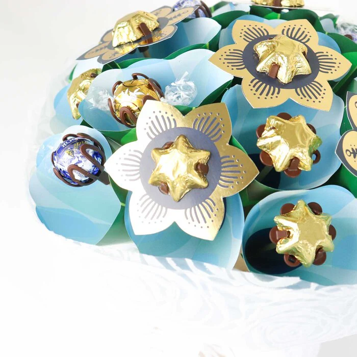 Starry Night Bouquet Medium - Image 3