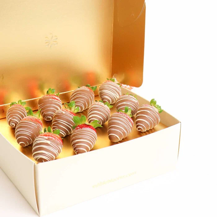 Toop & Toop Dozen Choc-Dipped Strawberries - Image 2