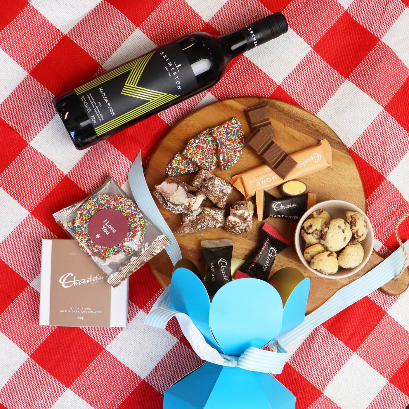 Picnic Hamper - Red - Image 7